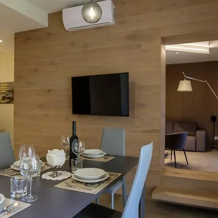 Caruso Luxury * Napels